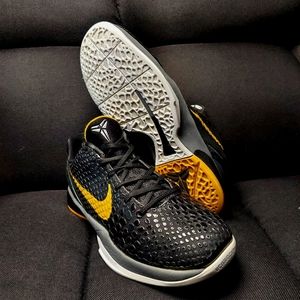 Nike Zoom Kobe 6 Black Del Sol Size 6.5Y  2010